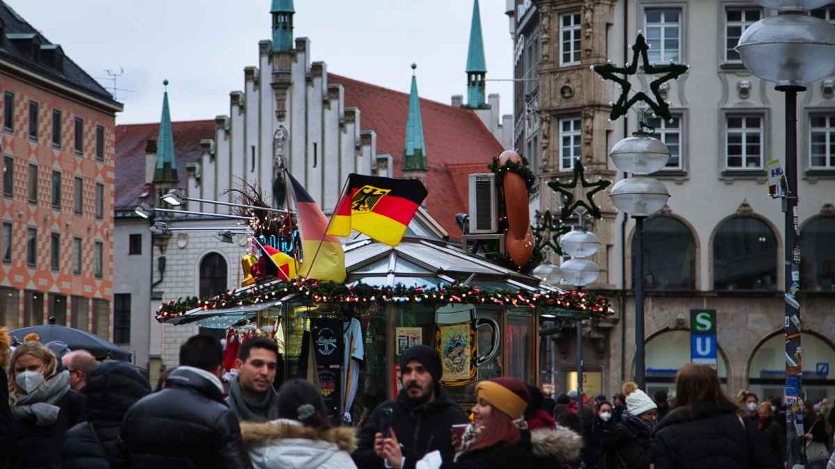 alt text for small image