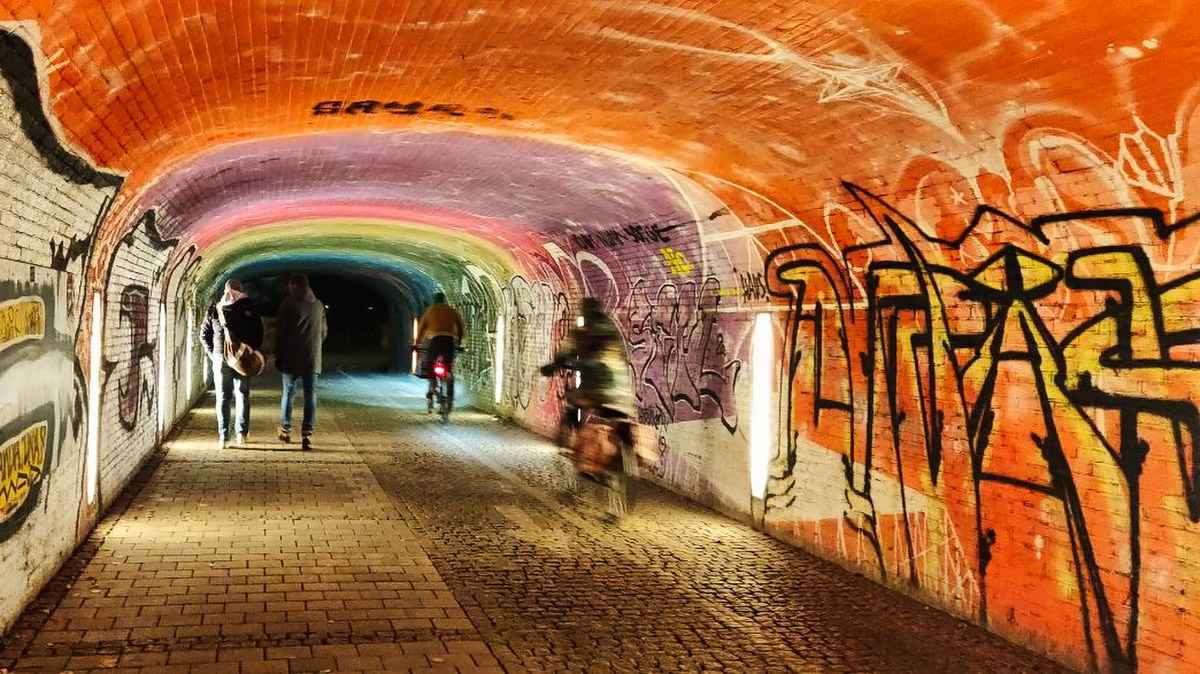 alt text for small image