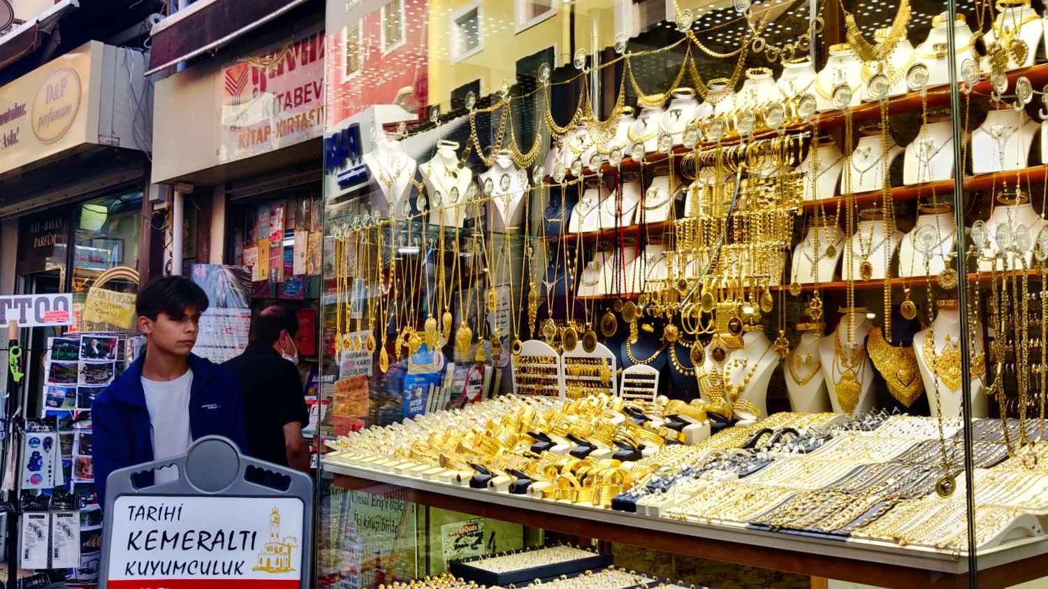 alt text for small image